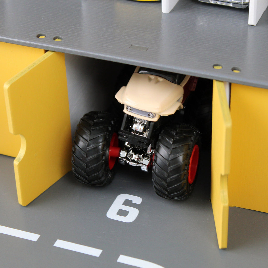 Toy Garage, Wooden Toy Car Storage, Diecast Toy Cars Shef, 3 4 5 year old boy gift, Toddler boy Birthday Present, Persolnalized Toy Storage