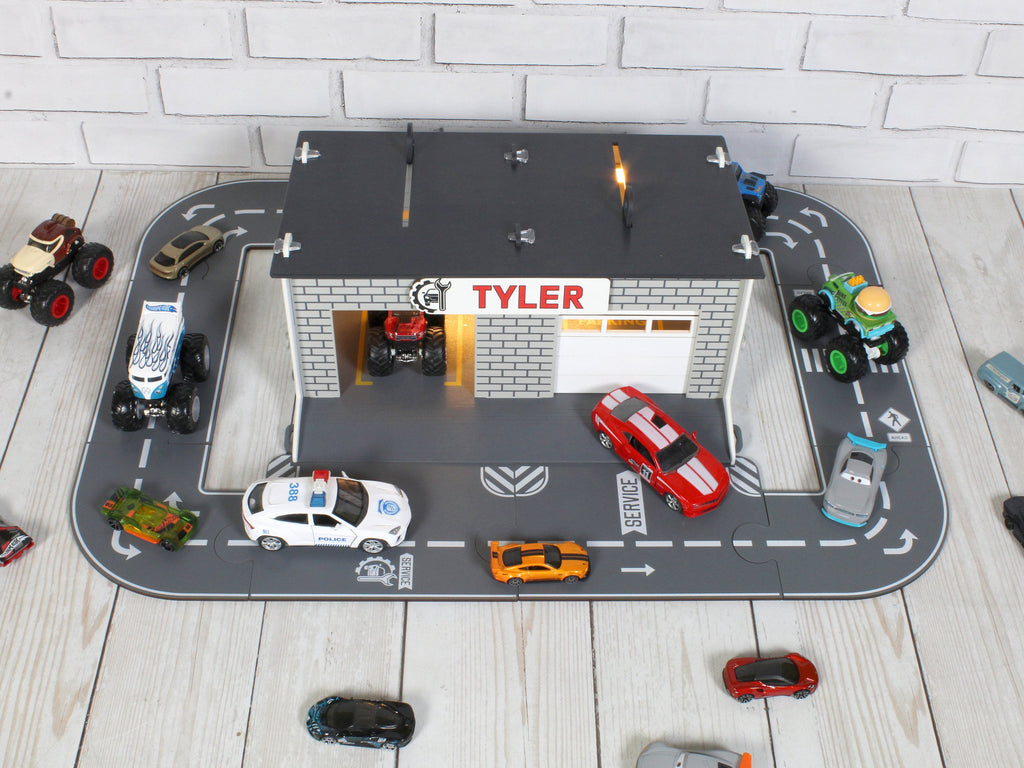 Toddler&#39;s Toy Garage with LED Lights, Encouraging Educational Play